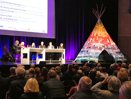 P1010370_Konferenz